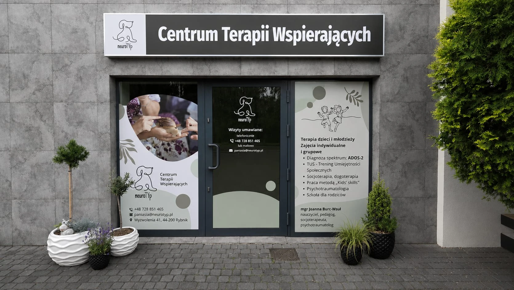 Placówka neuroTYp – wejście do Centrum Terapii Wspierających